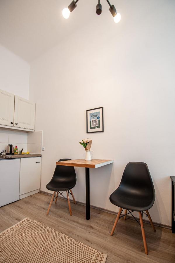 My City Apartment - Vienna Cosy Room المظهر الخارجي الصورة